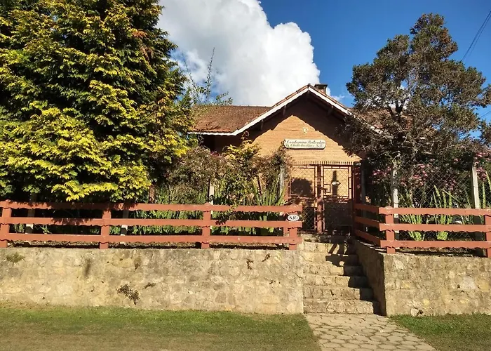 Chale Dos Alpes I Em Monte Verde